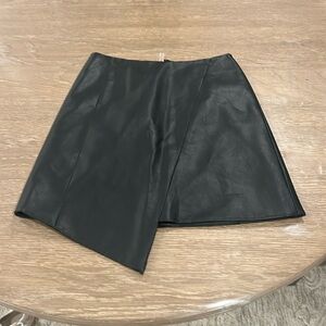 Ted Baker London Women’s Black Leather Skirt